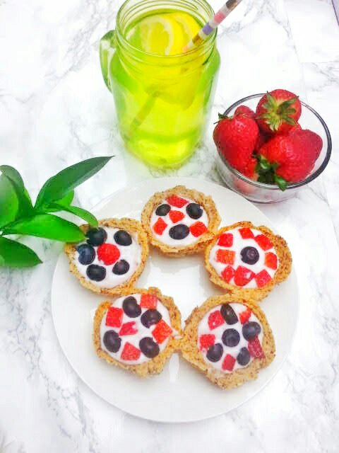 These Gluten free vegan mini fruit tarts are perfect desserts for 4th of July or any allergy friendly party.There are grain free, dairy free, egg free, soy free, corn free, peanut free. They are Paleo, Vegan, Whole30 friendly. #glutenfreefruit tarts #fruittarts #allergyfriendly #glutenfreedessert #glutenfreevegan #dairyfree #dairyfreedessert #vegandessert #eggfree #dairyfreeeggfree #whole30dessert #paleodessertidea #4thofjuly #4thofjulydessert #healthydessert #summerdessert 