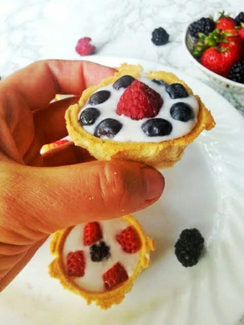These AIP Vegan mini fruit tarts are Gluten-free Grain-free and are perfect desserts for 4th of July or any allergy friendly party.There are AIP compliant, autoimmune protocol friendly, grain free, dairy free, egg free, soy free, corn free, peanut free. They are Paleo, Vegan, Whole30 friendly. #aip #aipdessert #top8free #autoimmuneprotocol #glutenfreefruit tarts #fruittarts #allergyfriendly #glutenfreedessert #glutenfreevegan #dairyfree #dairyfreedessert #vegandessert #eggfree #dairyfreeeggfree #whole30dessert #paleodessertidea #4thofjuly #4thofjulydessert #healthydessert #summerdessert 