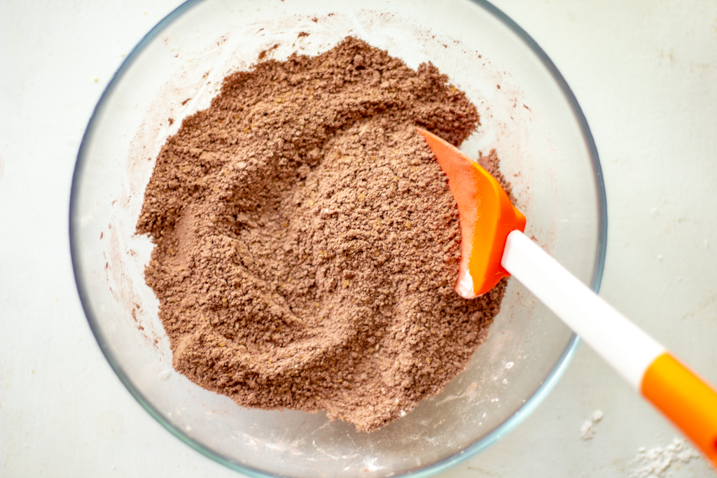 A bowl with mix flour, cocoa, and sugar