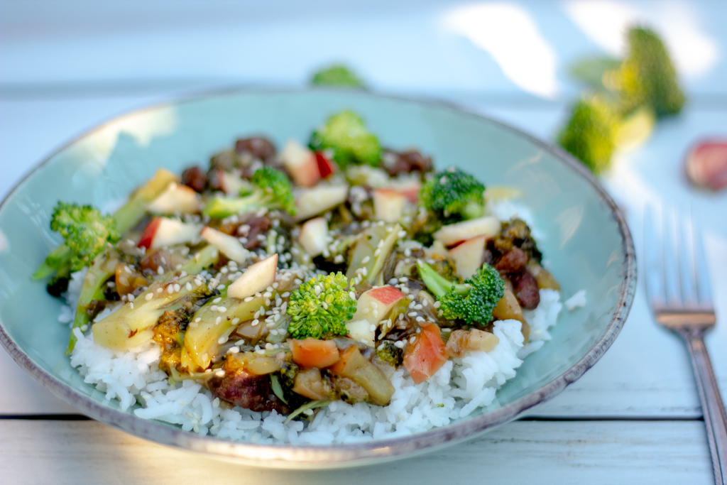 A plate with Mongolian Beef and Broccoli over rice