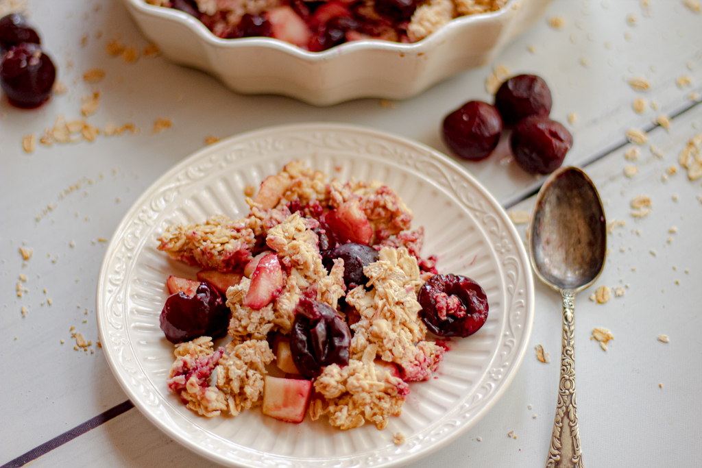 Healthy Apple Crisp on a plate