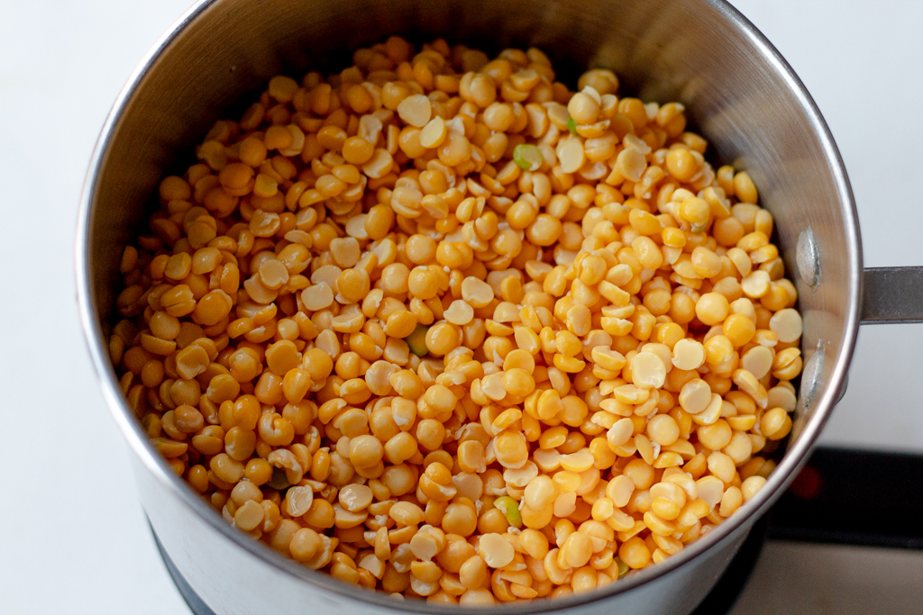 A Saucerpan with split peas 